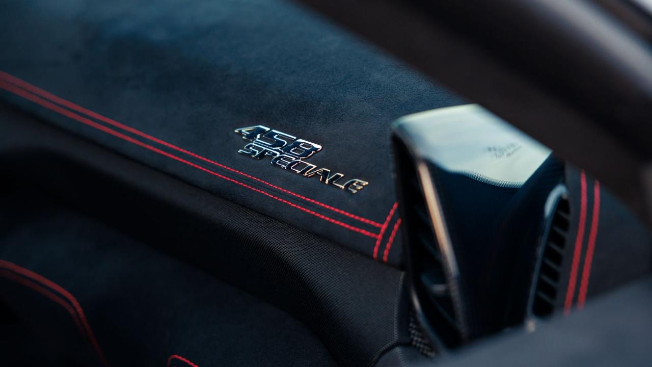 2015 Ferrari 458 Speciale