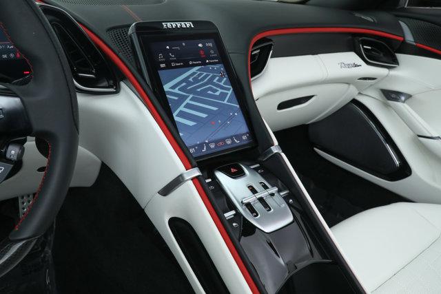 2024 Ferrari ROMA SPIDER