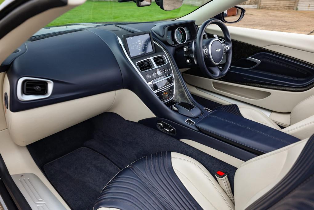 2018 Aston Martin DB11