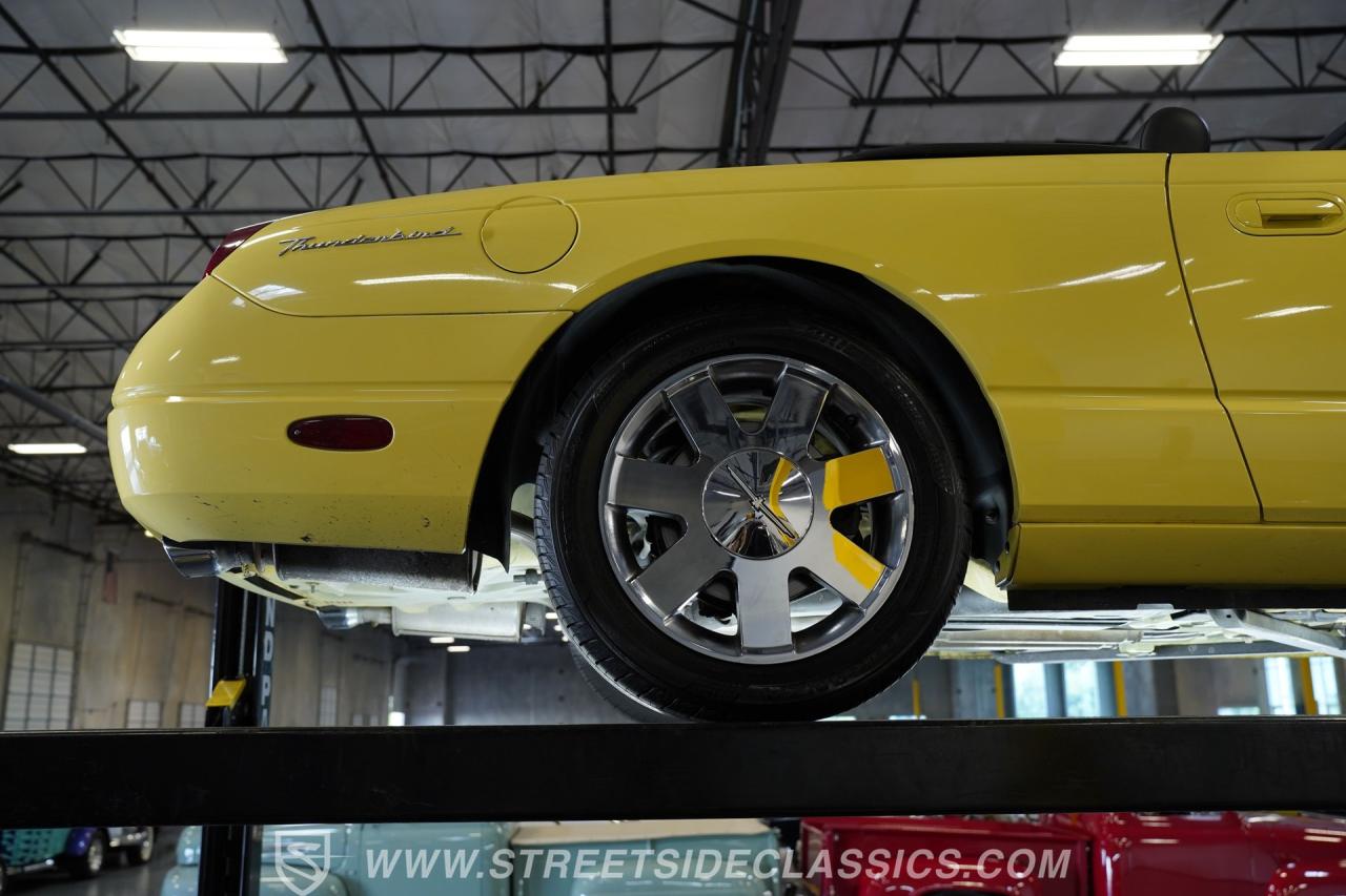 2002 Ford Thunderbird