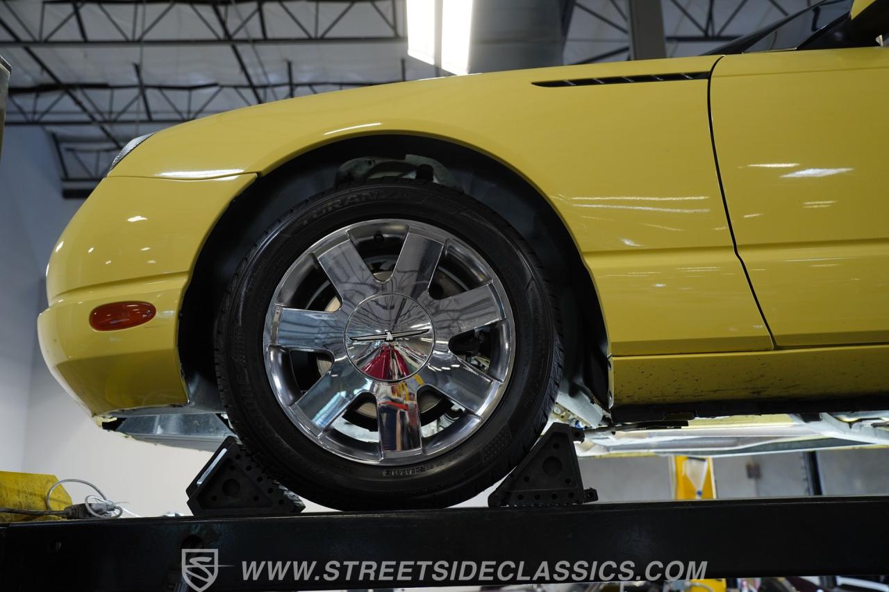 2002 Ford Thunderbird