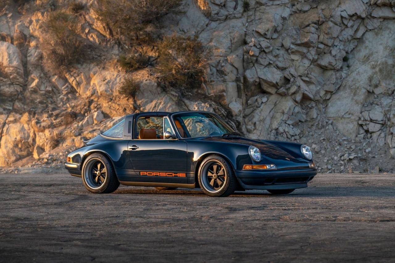 1991 Porsche 911 Targa Reimagined by Singer &ldquo;Blueberry&rdquo;