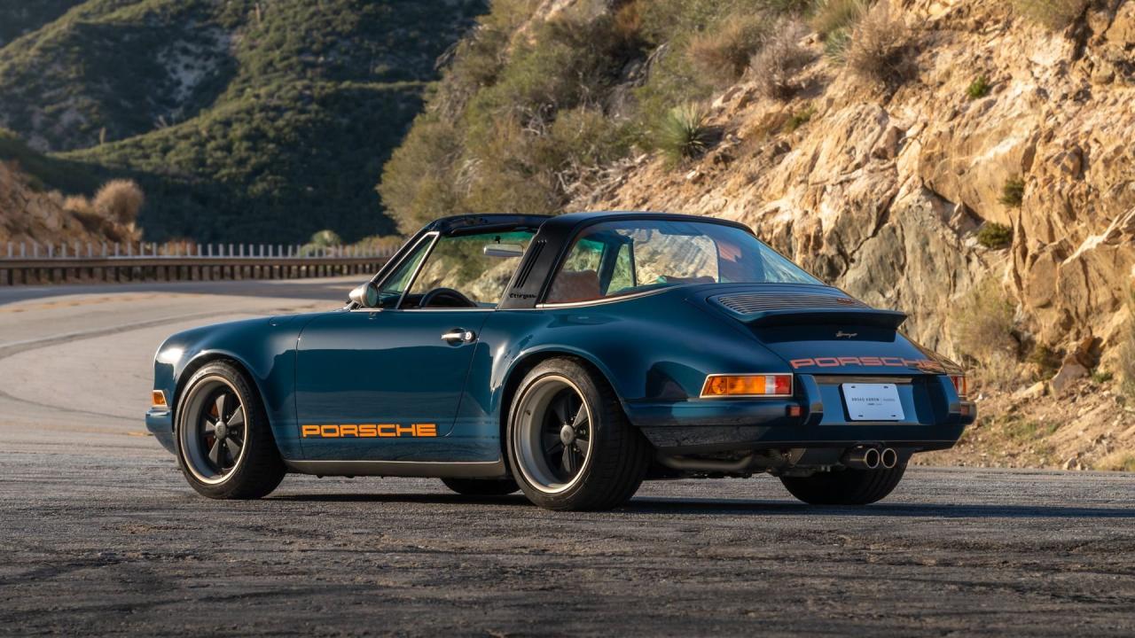1991 Porsche 911 Targa Reimagined by Singer &ldquo;Blueberry&rdquo;