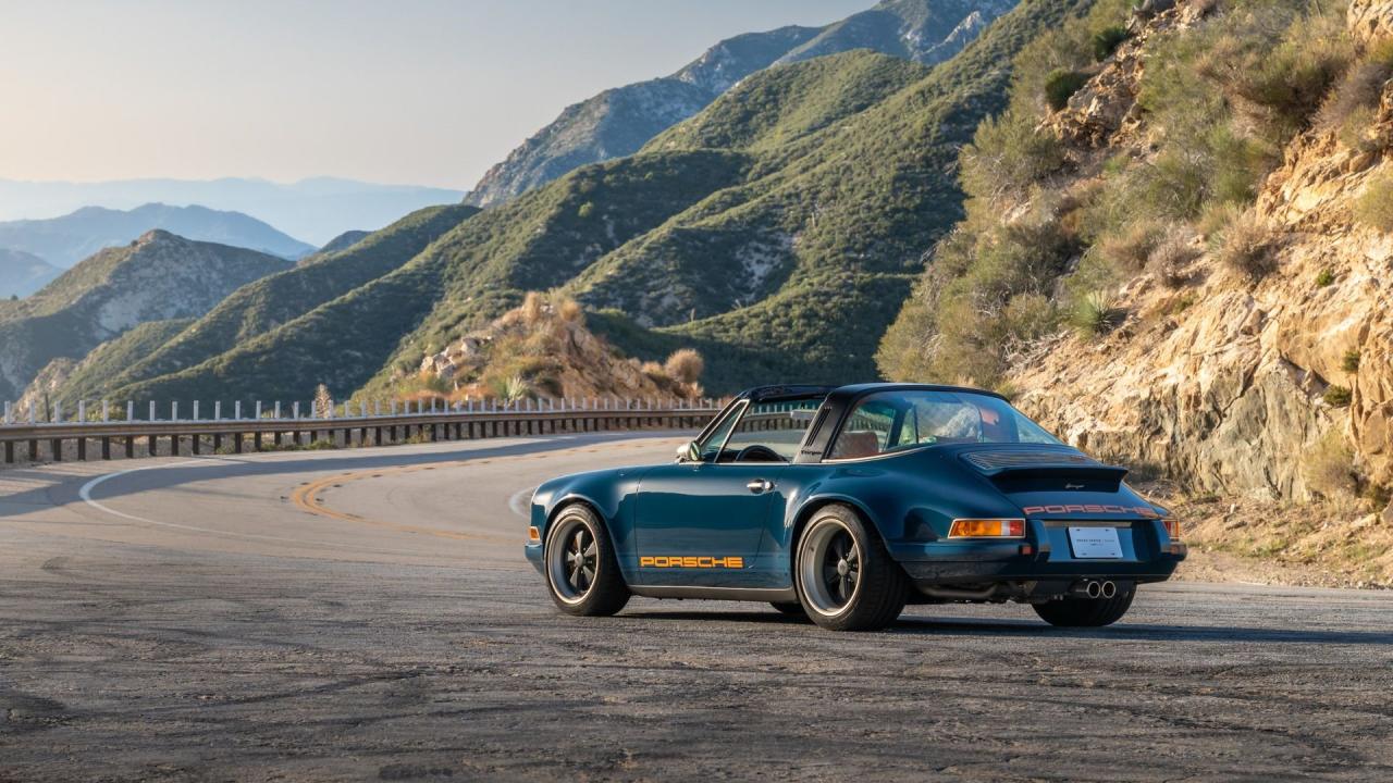 1991 Porsche 911 Targa Reimagined by Singer &ldquo;Blueberry&rdquo;