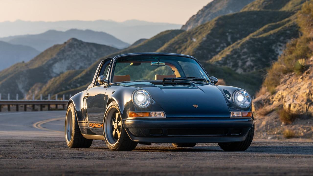 1991 Porsche 911 Targa Reimagined by Singer &ldquo;Blueberry&rdquo;