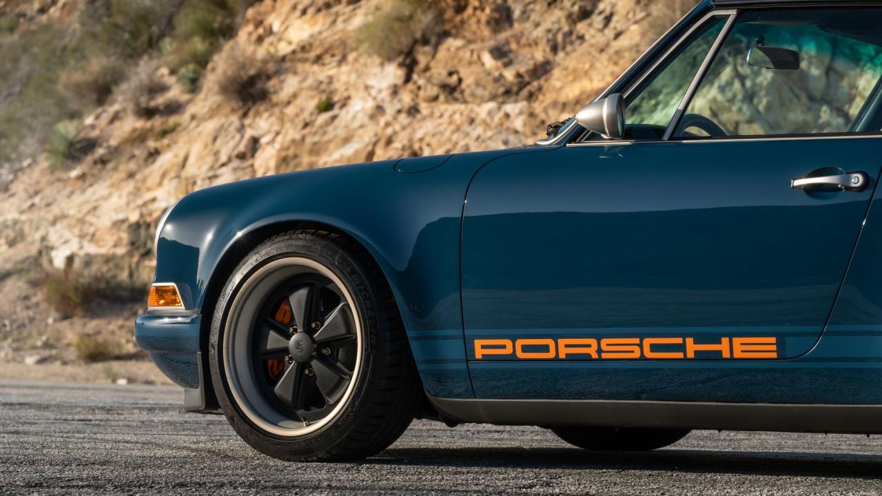 1991 Porsche 911 Targa Reimagined by Singer &ldquo;Blueberry&rdquo;