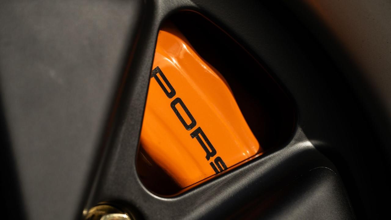 1991 Porsche 911 Targa Reimagined by Singer &ldquo;Blueberry&rdquo;