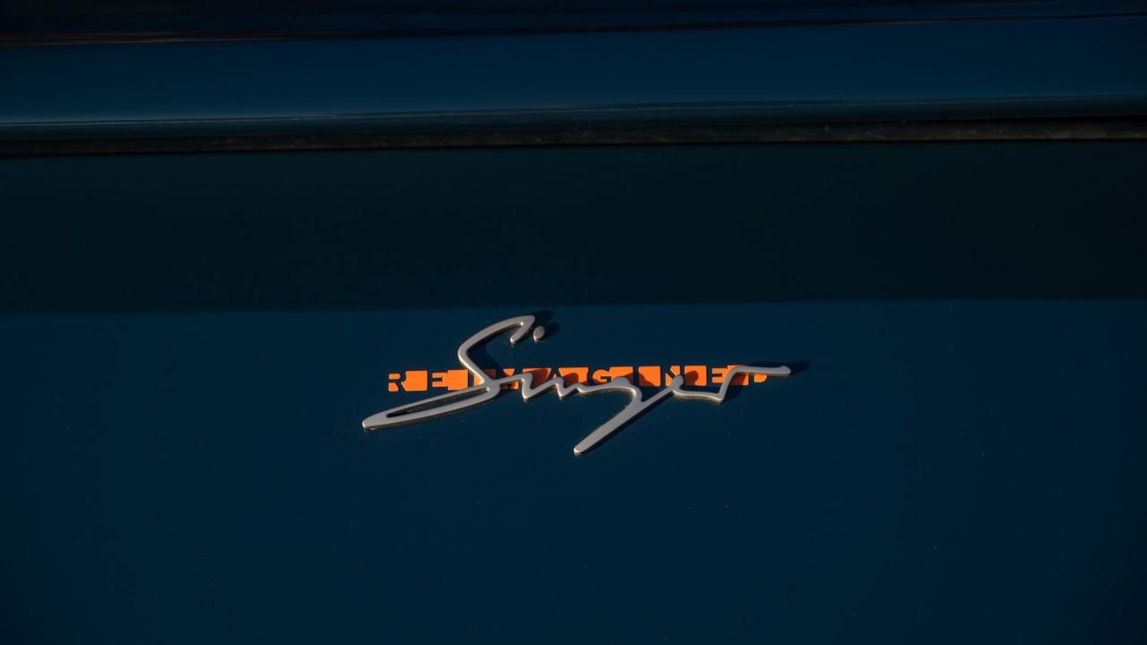 1991 Porsche 911 Targa Reimagined by Singer &ldquo;Blueberry&rdquo;