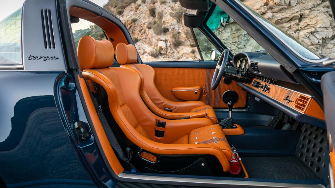 1991 Porsche 911 Targa Reimagined by Singer &ldquo;Blueberry&rdquo;
