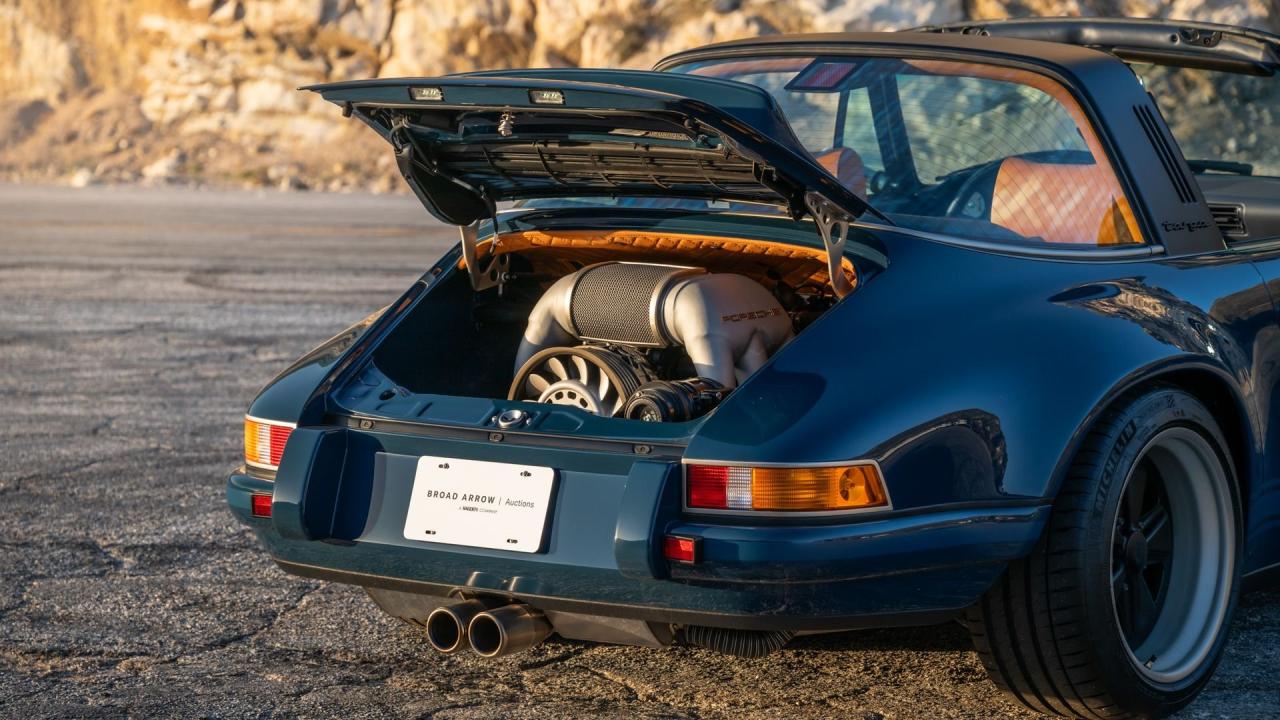 1991 Porsche 911 Targa Reimagined by Singer &ldquo;Blueberry&rdquo;