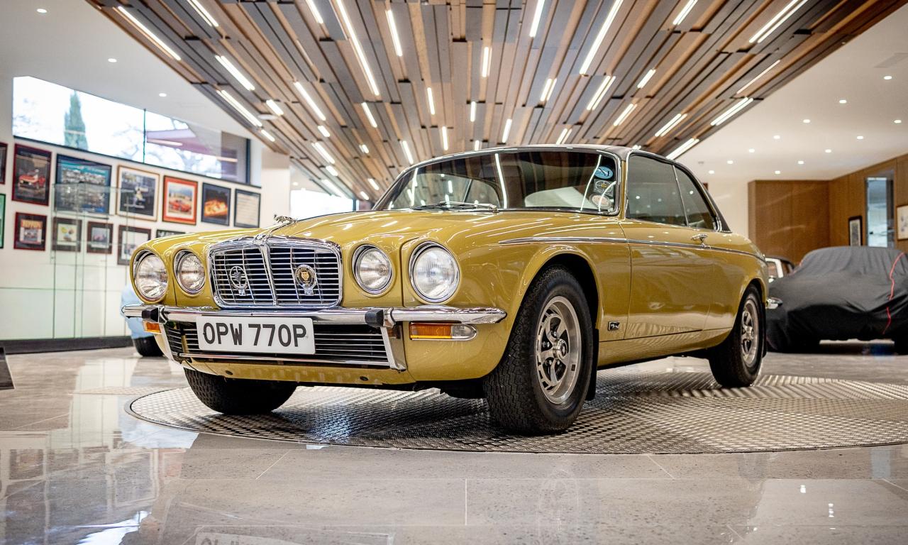1975 Jaguar XJC (4.2 Litre)