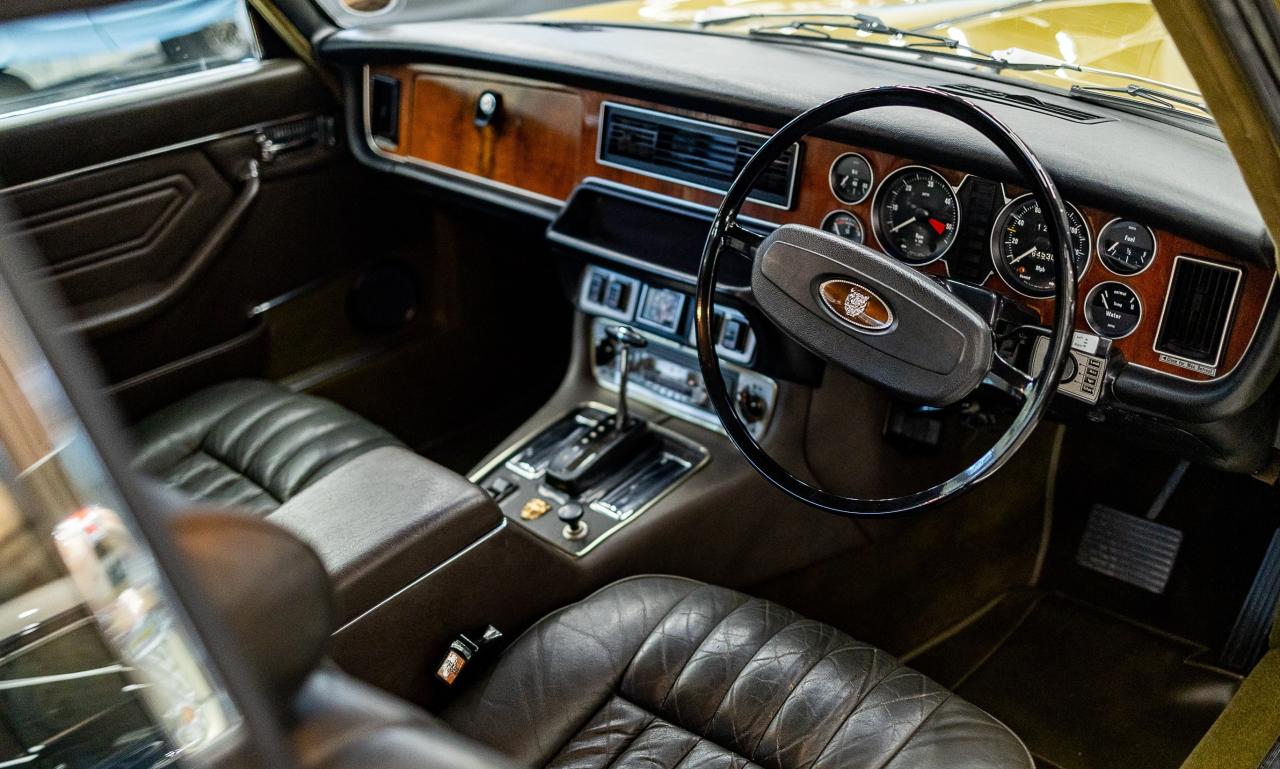 1975 Jaguar XJC (4.2 Litre)