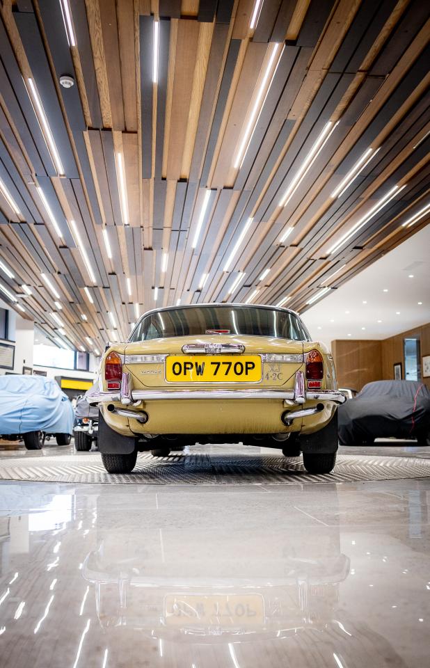 1975 Jaguar XJC (4.2 Litre)