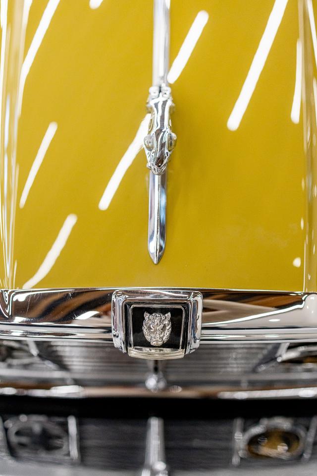 1975 Jaguar XJC (4.2 Litre)