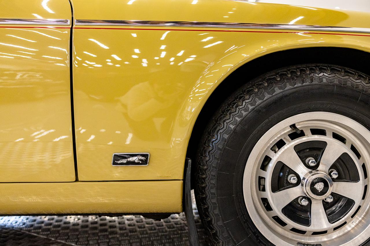 1975 Jaguar XJC (4.2 Litre)