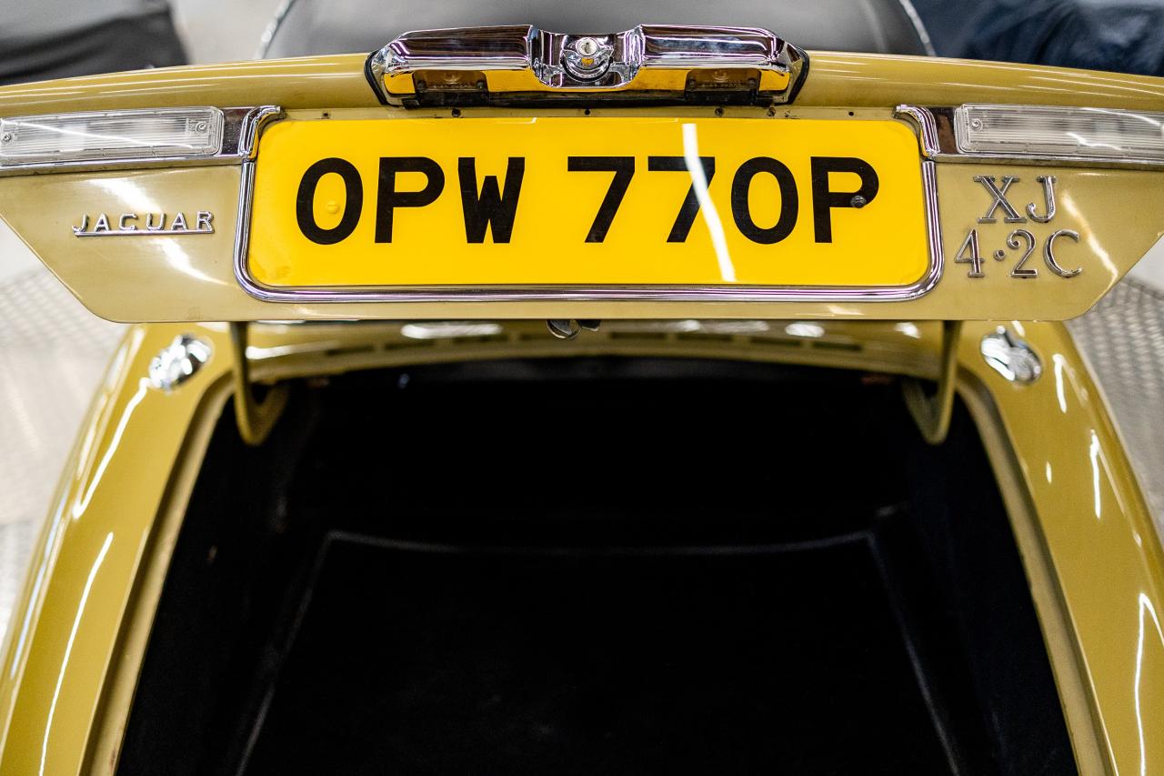 1975 Jaguar XJC (4.2 Litre)