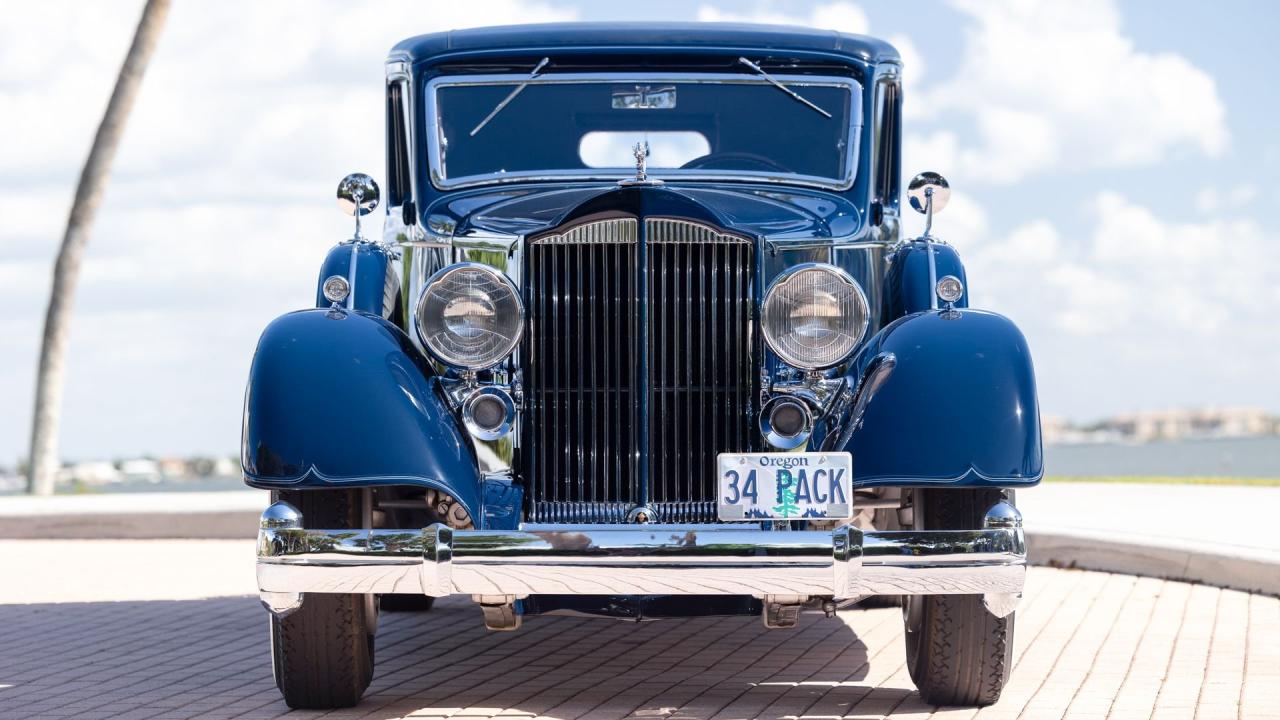 1934 Packard Twelve 1107 Formal Sedan