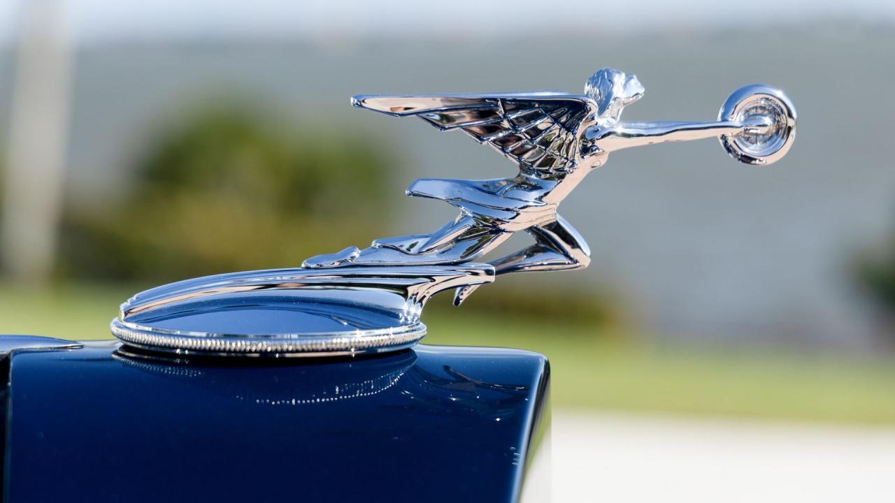 1934 Packard Twelve 1107 Formal Sedan