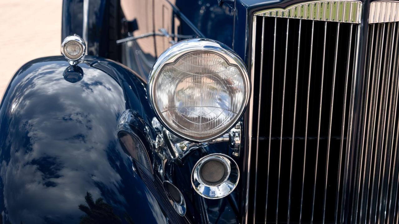 1934 Packard Twelve 1107 Formal Sedan
