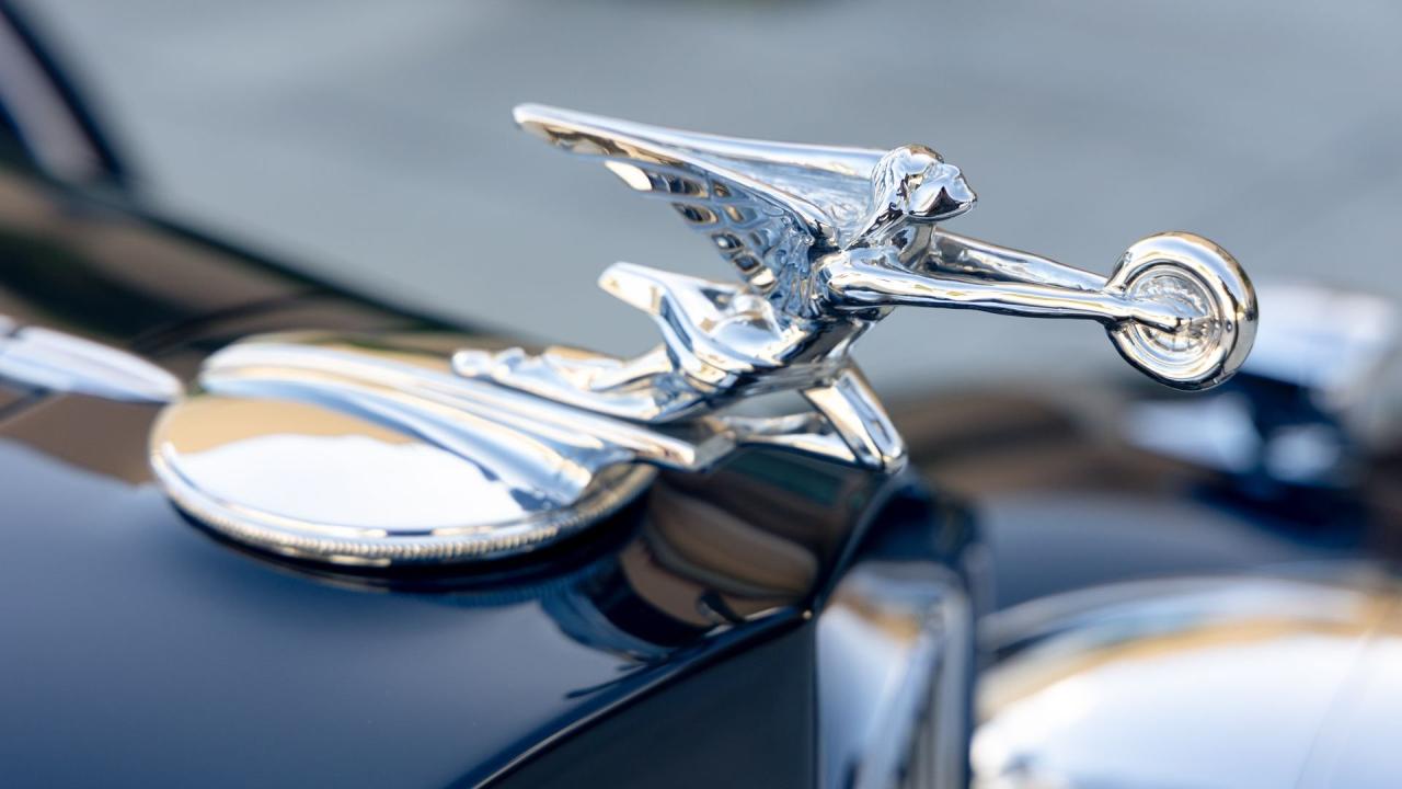 1934 Packard Twelve 1107 Formal Sedan