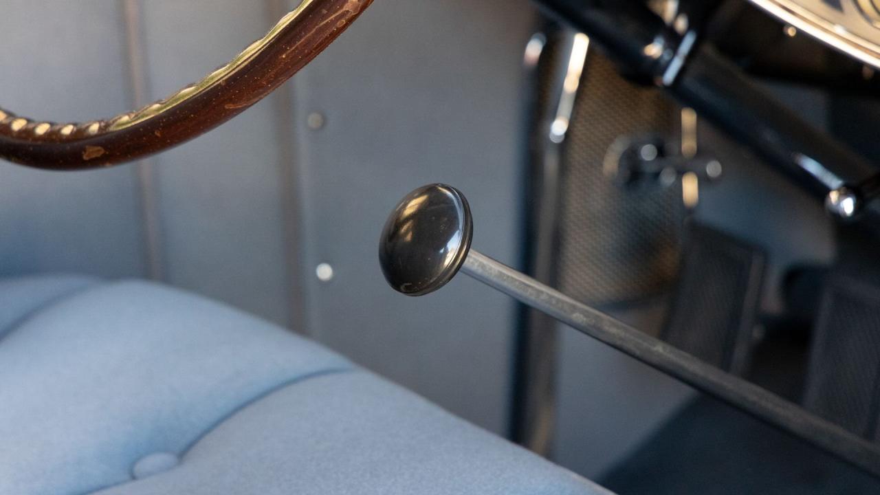 1934 Packard Twelve 1107 Formal Sedan