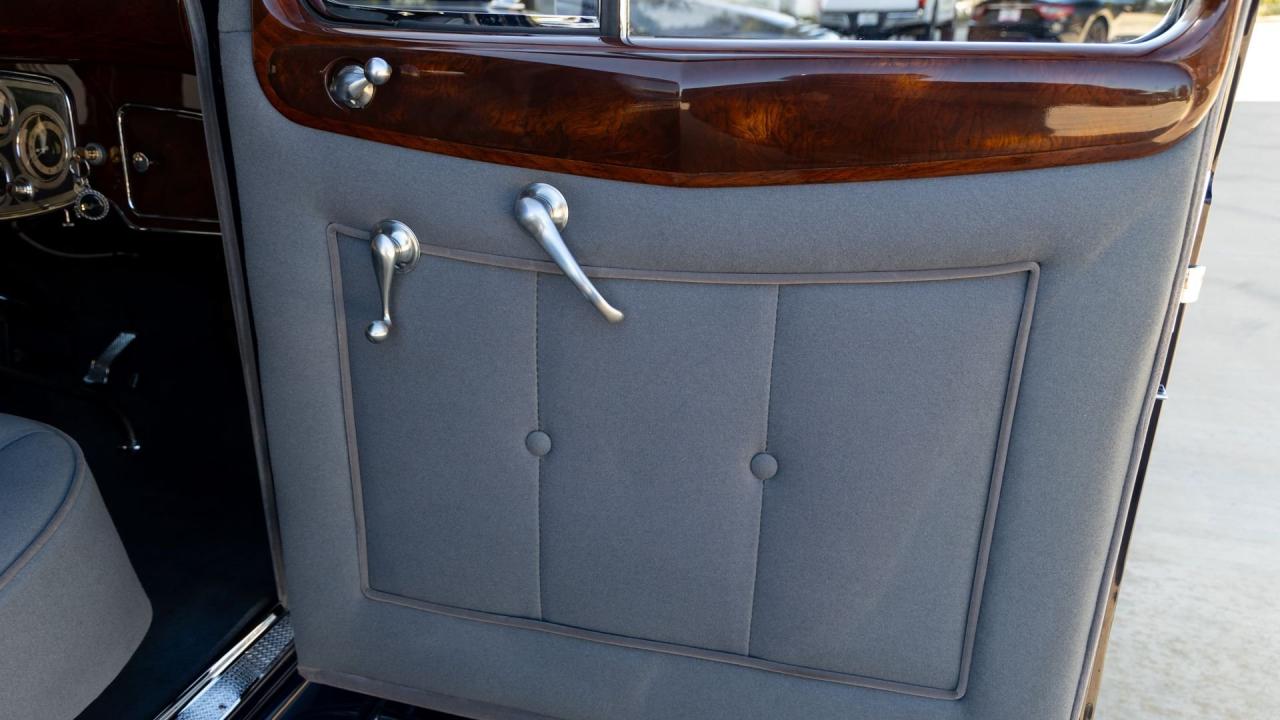 1934 Packard Twelve 1107 Formal Sedan