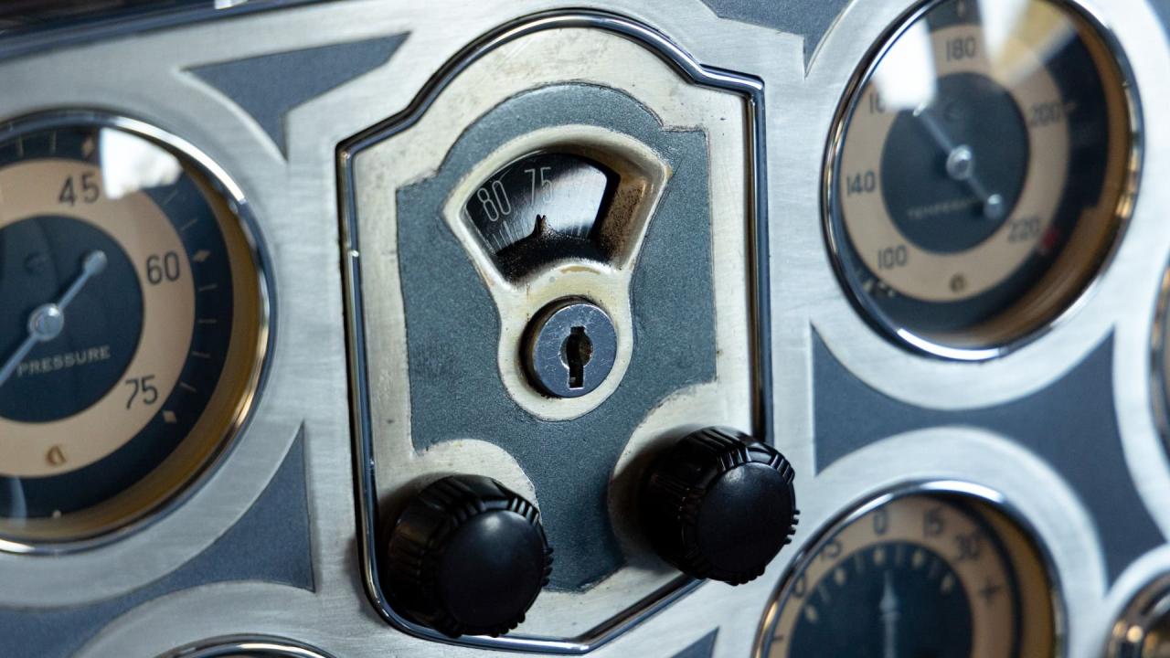 1934 Packard Twelve 1107 Formal Sedan