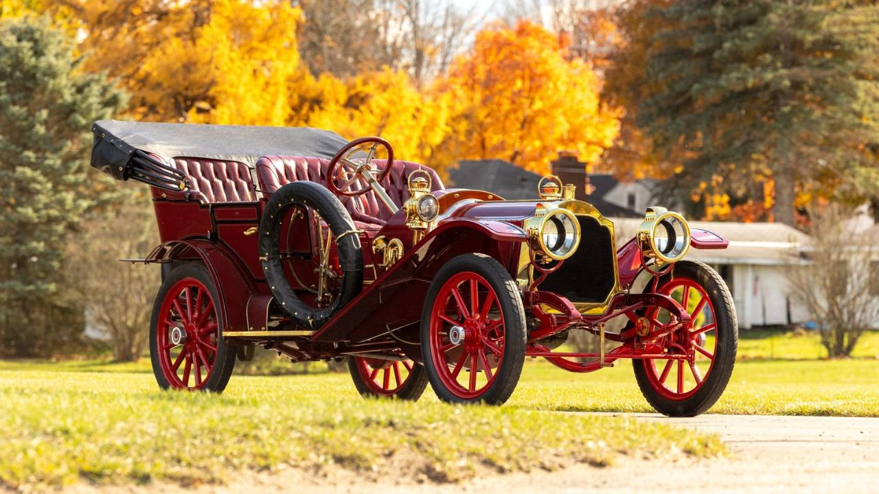 1909 Packard Eighteen Five-Passenger Phaeton
