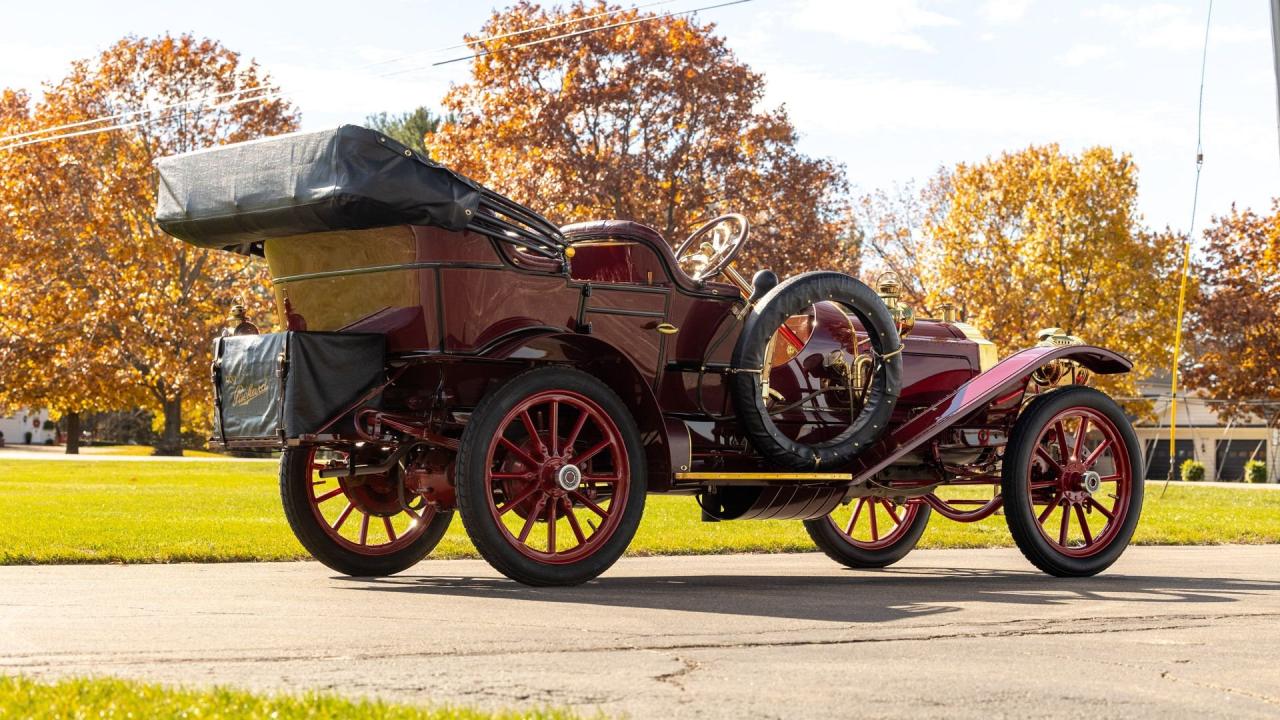 1909 Packard Eighteen Five-Passenger Phaeton