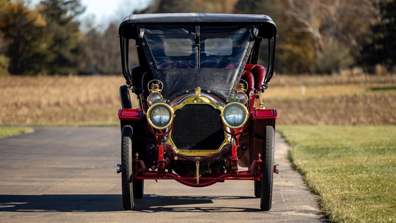 1909 Packard Eighteen Five-Passenger Phaeton
