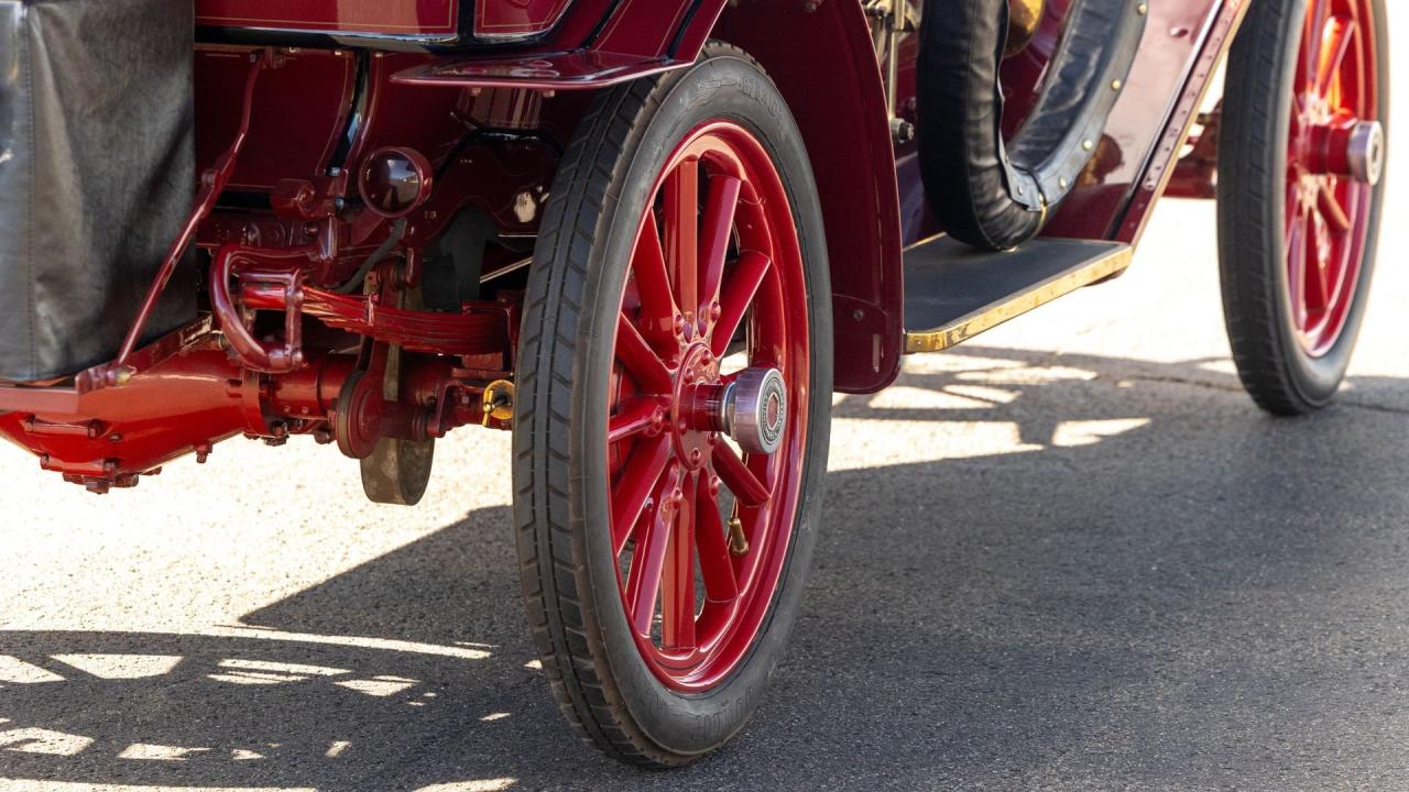 1909 Packard Eighteen Five-Passenger Phaeton