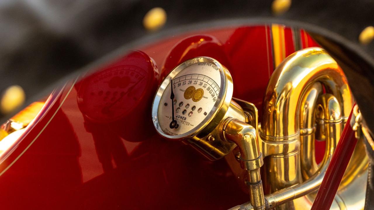 1909 Packard Eighteen Five-Passenger Phaeton