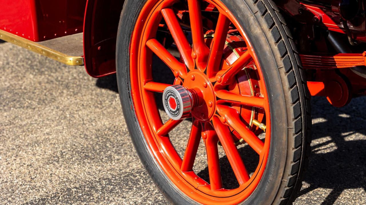 1909 Packard Eighteen Five-Passenger Phaeton