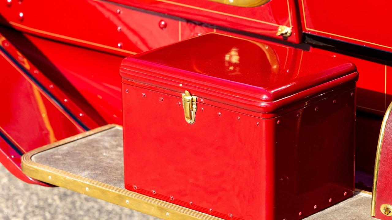 1909 Packard Eighteen Five-Passenger Phaeton