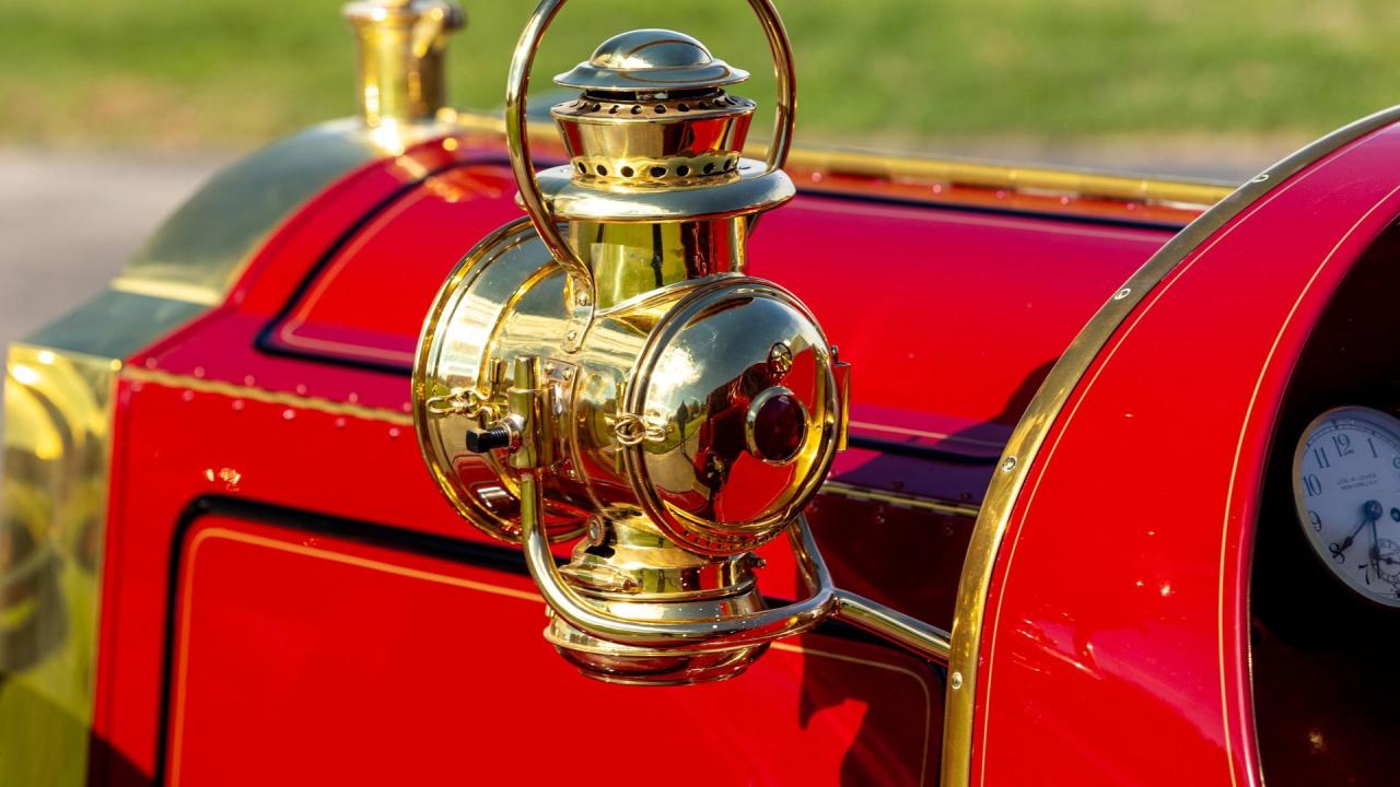 1909 Packard Eighteen Five-Passenger Phaeton