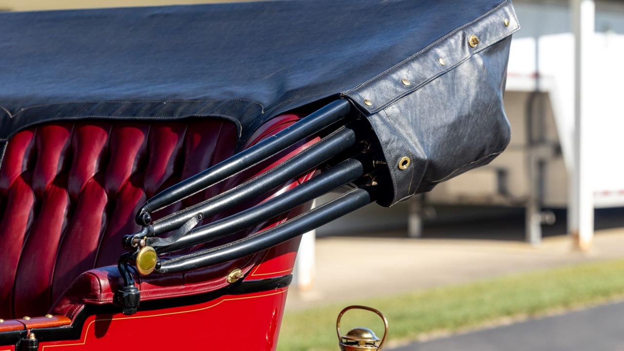 1909 Packard Eighteen Five-Passenger Phaeton