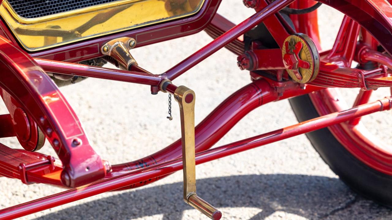 1909 Packard Eighteen Five-Passenger Phaeton