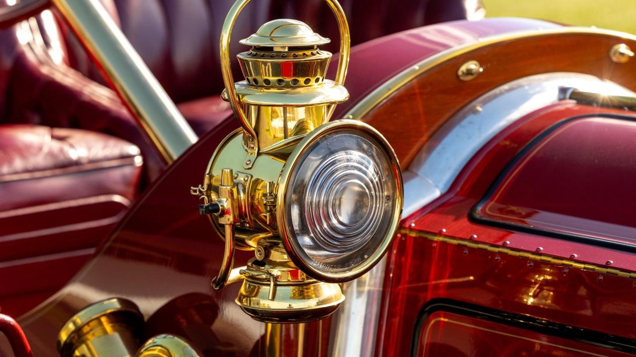 1909 Packard Eighteen Five-Passenger Phaeton