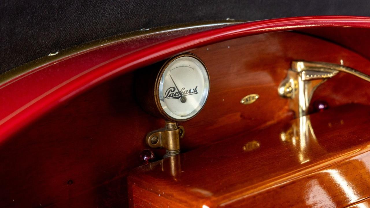 1909 Packard Eighteen Five-Passenger Phaeton