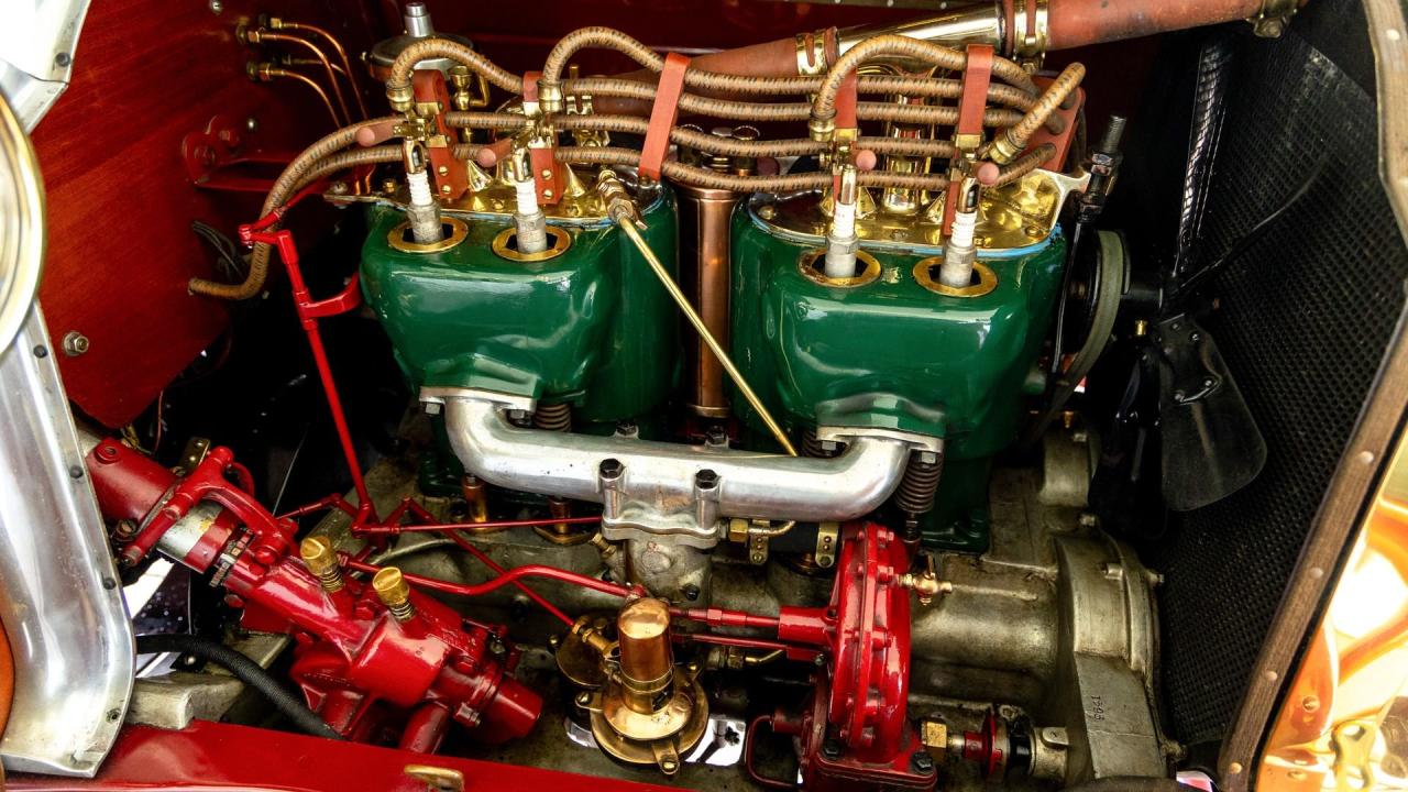 1909 Packard Eighteen Five-Passenger Phaeton