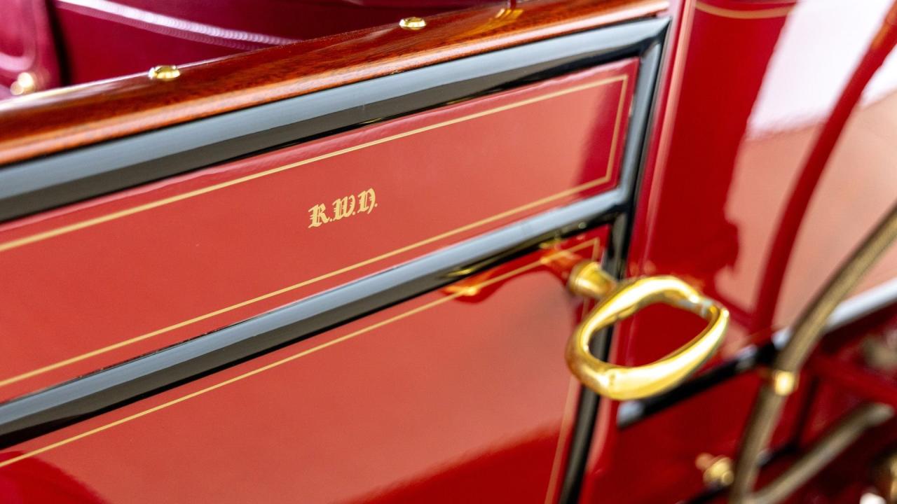 1909 Packard Eighteen Five-Passenger Phaeton