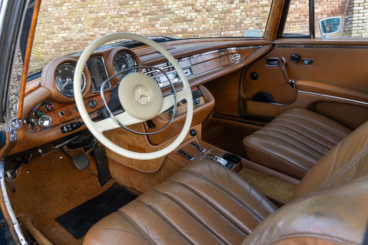 1970 Mercedes - Benz 280 SE 3.5 Coupe &ldquo;Flachk&uuml;hler&rdquo;