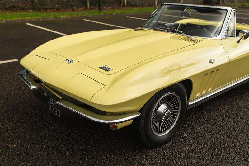 1966 Chevrolet CORVETTE C2 STINGRAY CONVERTIBLE