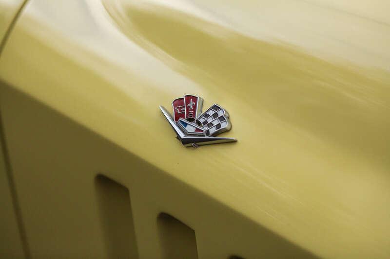 1966 Chevrolet CORVETTE C2 STINGRAY CONVERTIBLE