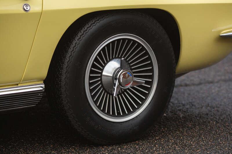 1966 Chevrolet CORVETTE C2 STINGRAY CONVERTIBLE