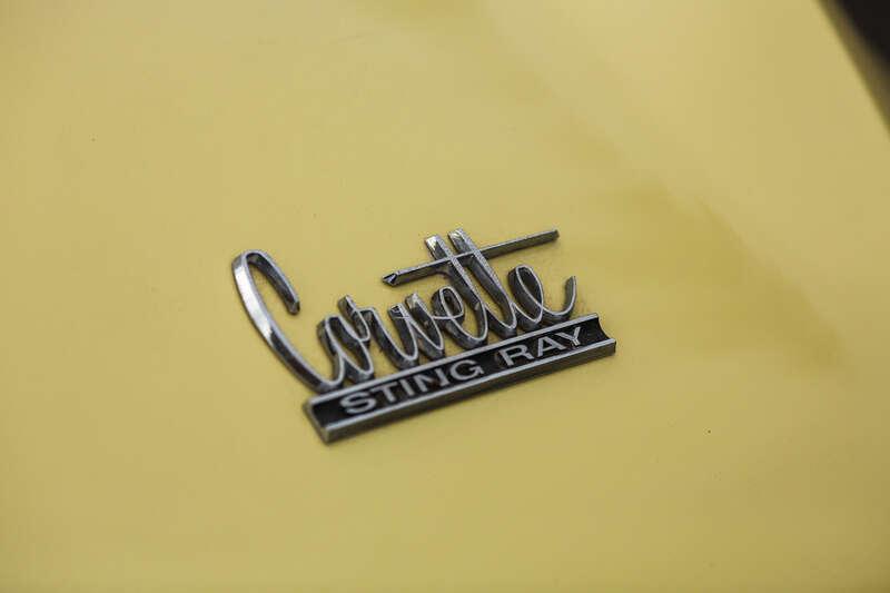 1966 Chevrolet CORVETTE C2 STINGRAY CONVERTIBLE