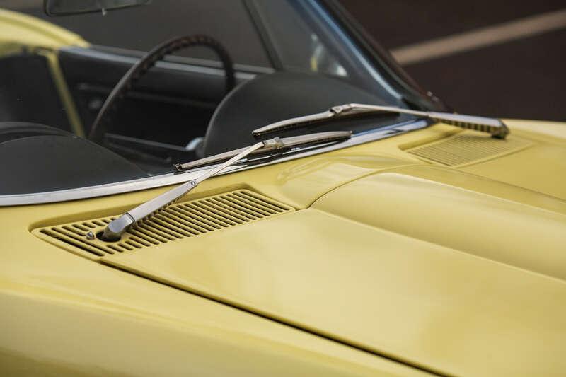 1966 Chevrolet CORVETTE C2 STINGRAY CONVERTIBLE