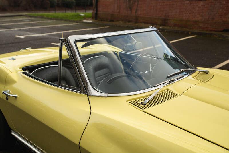 1966 Chevrolet CORVETTE C2 STINGRAY CONVERTIBLE