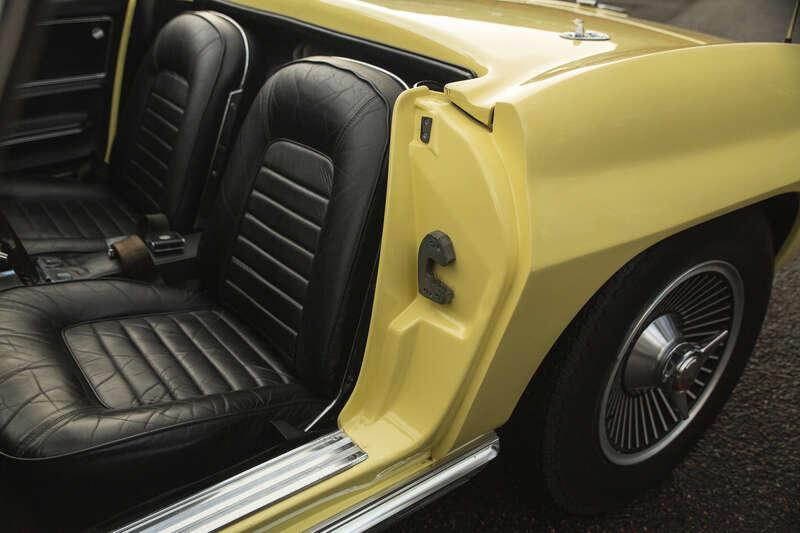 1966 Chevrolet CORVETTE C2 STINGRAY CONVERTIBLE