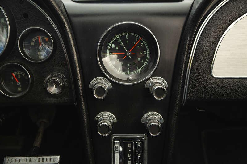 1966 Chevrolet CORVETTE C2 STINGRAY CONVERTIBLE